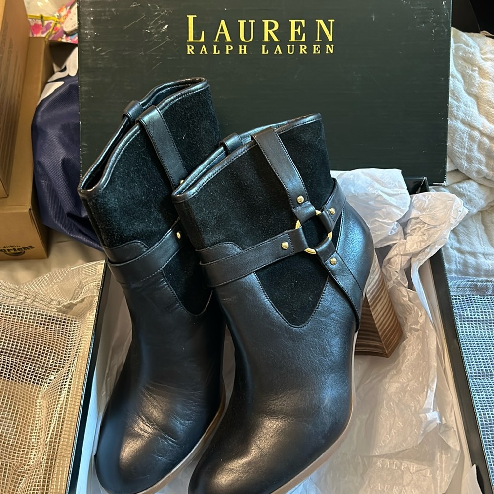 Lauren Ralph Lauren Dylan black vachetta sport suede 10b boots SIB